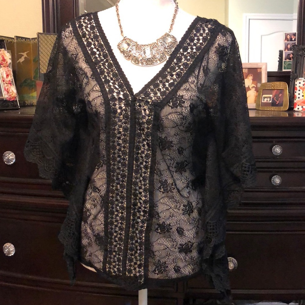 Candie’s XS Lace Top